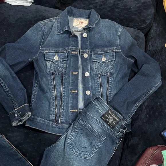 True Religion Dark Blue Denim Jacket and Jeans - Picture 1 of 3